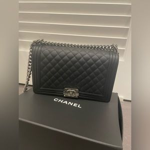 Chanel boy bag new medium